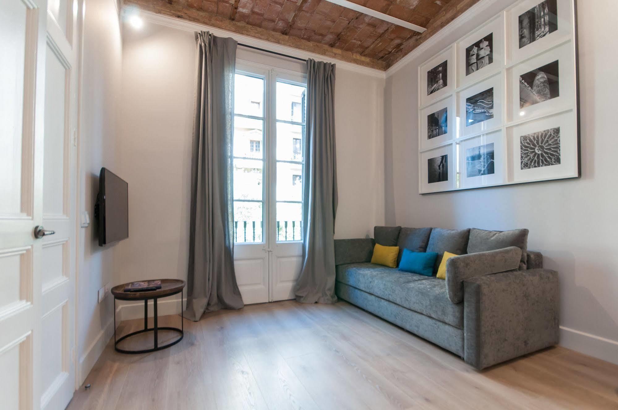 Weflating Sant Antoni Market Apartment Barcelona